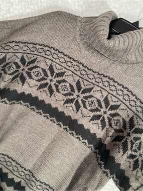 Dressbarn Fair Isle Snowflake Turtleneck Sweater Belted Short Sleeve M Gray